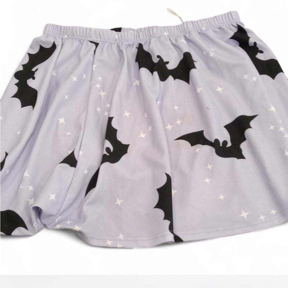 SHEIN Curve Lavender Bat Print Skirt